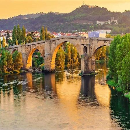 Charming Apartment In Ourense Overlooking The City Bagian luar foto