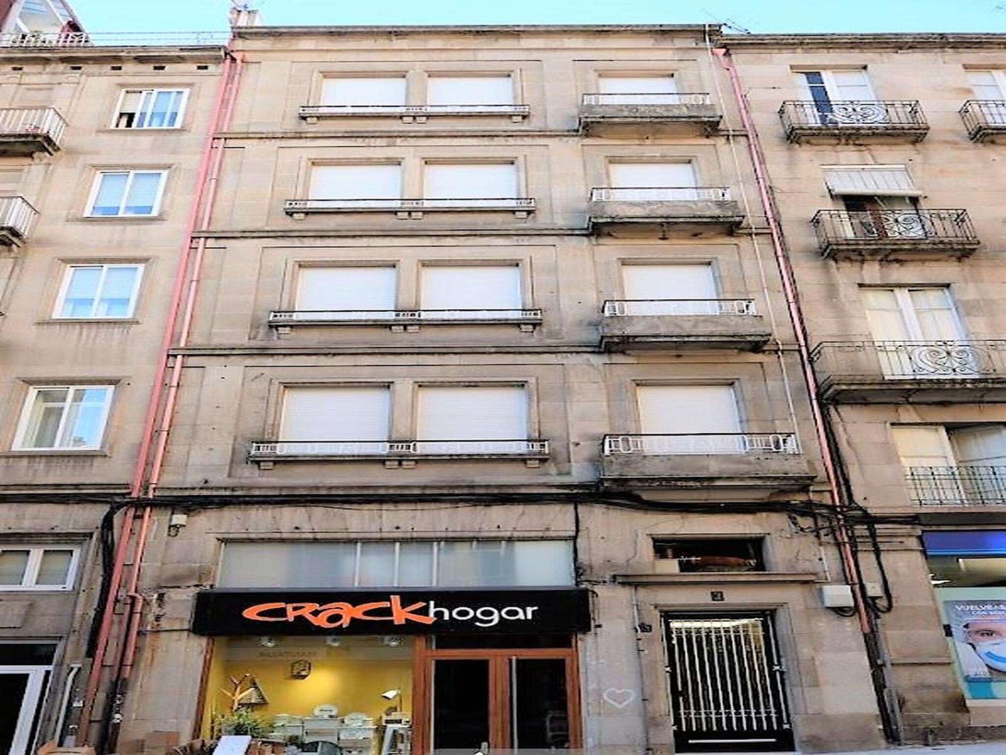Charming Apartment In Ourense Overlooking The City Bagian luar foto
