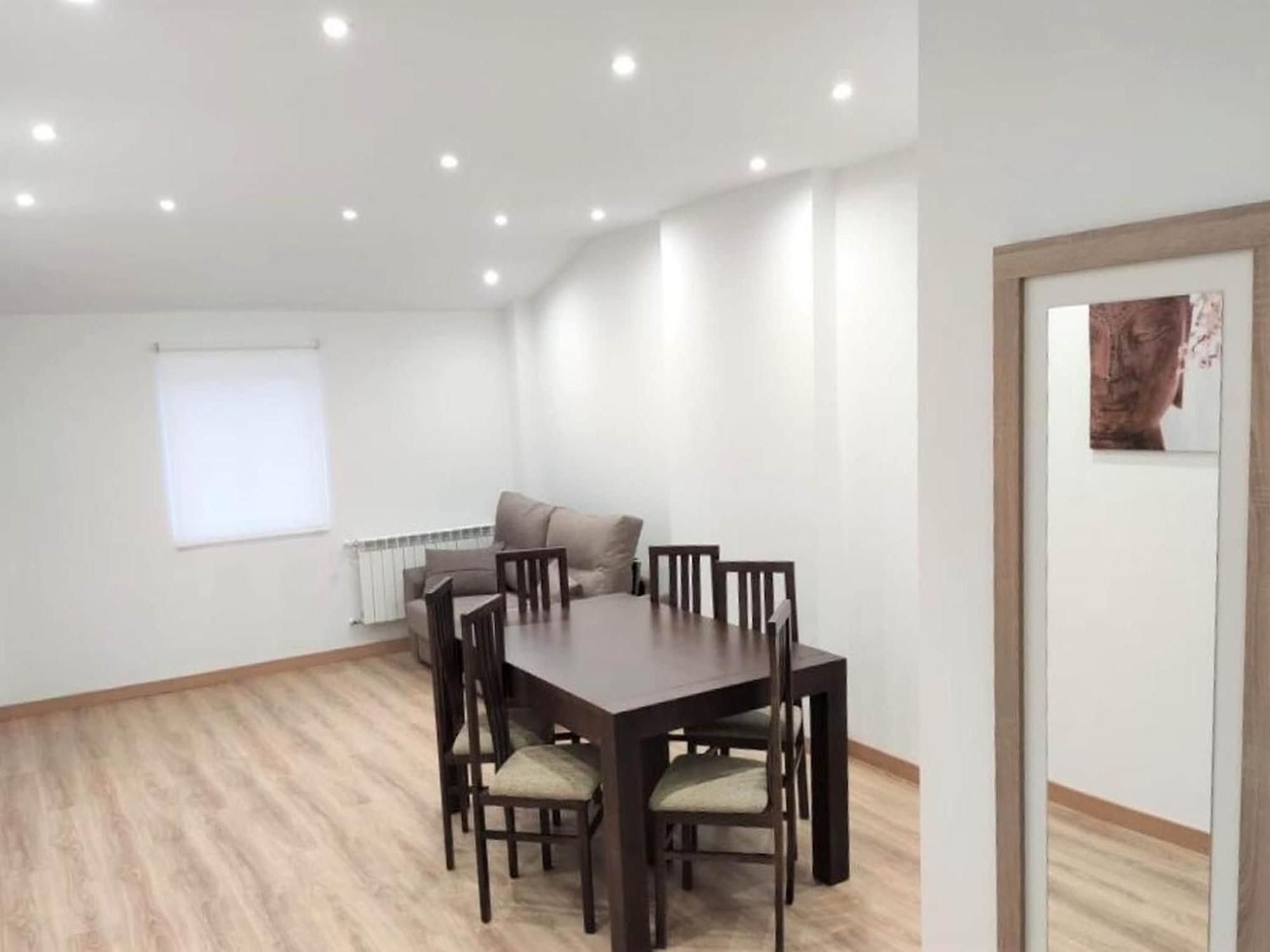 Charming Apartment In Ourense Overlooking The City Bagian luar foto