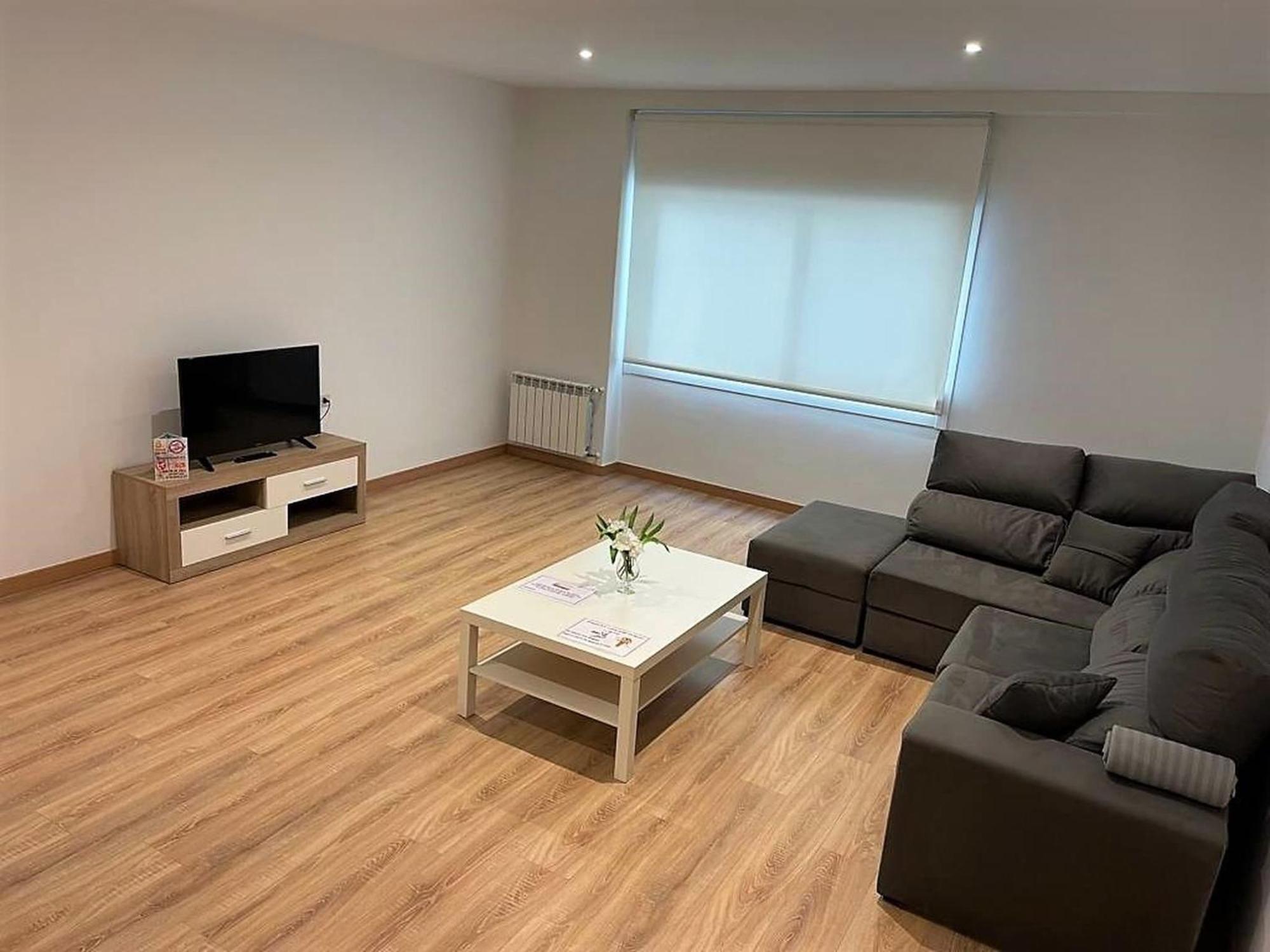 Charming Apartment In Ourense Overlooking The City Bagian luar foto