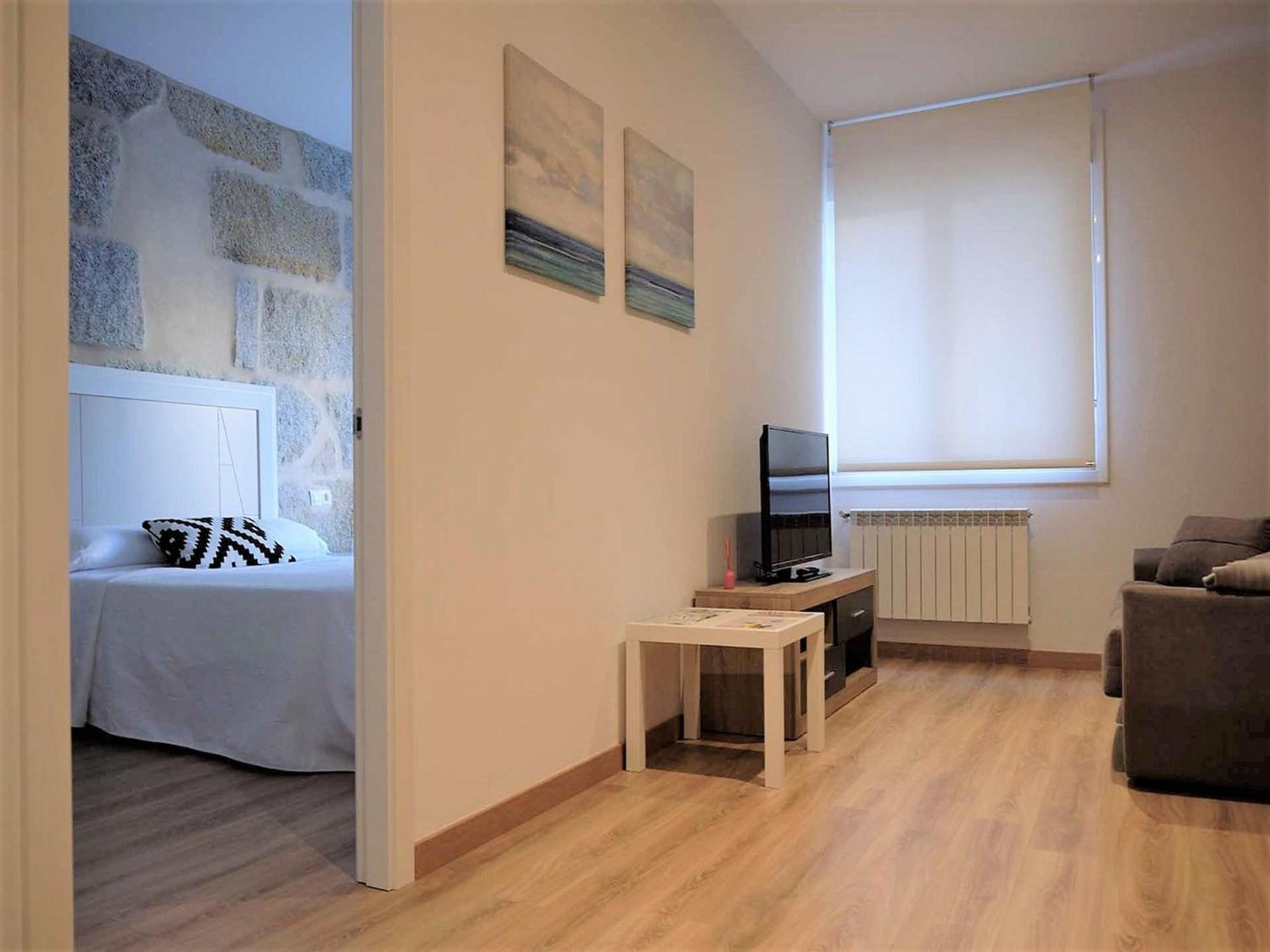 Charming Apartment In Ourense Overlooking The City Bagian luar foto