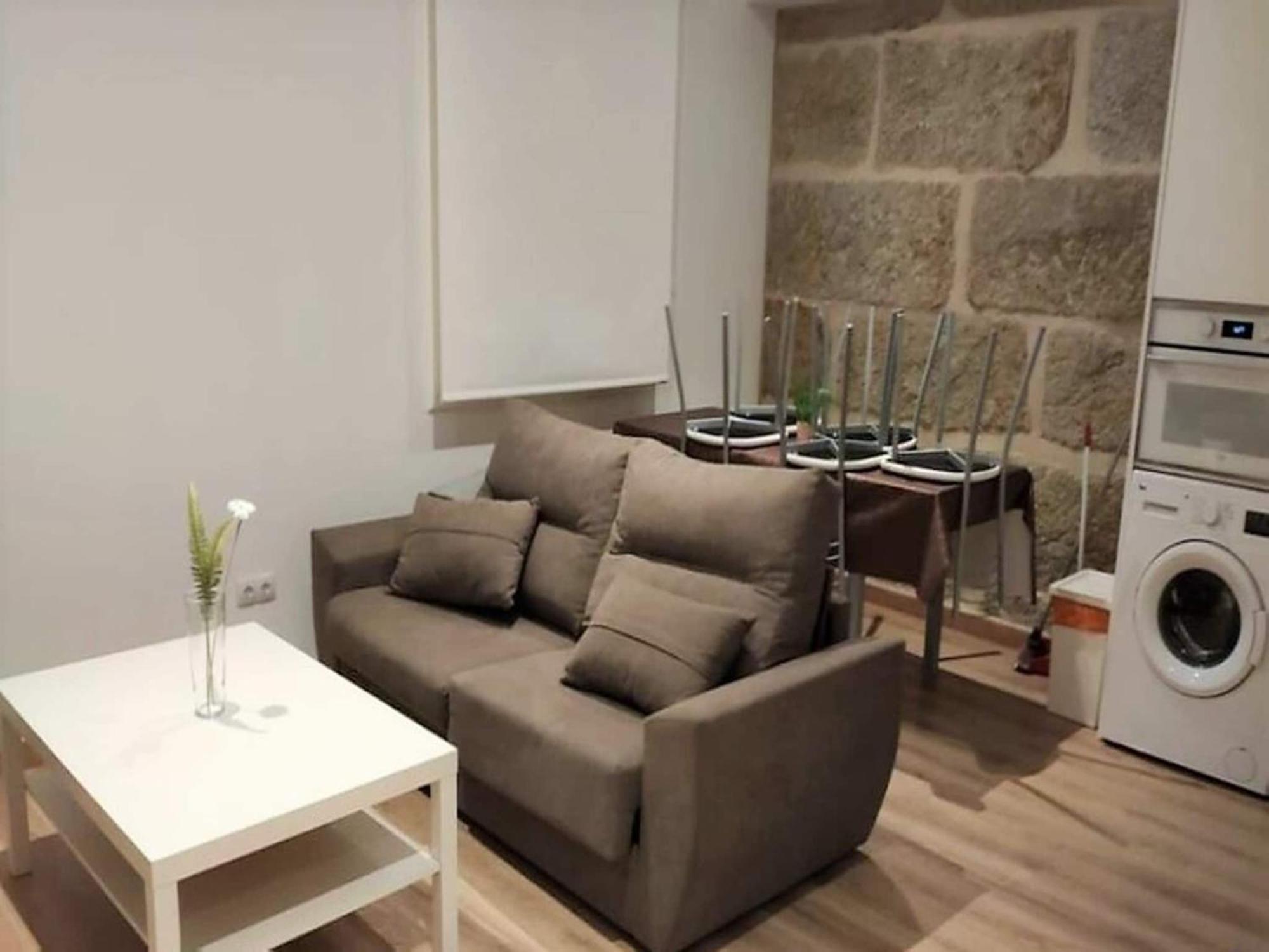 Charming Apartment In Ourense Overlooking The City Bagian luar foto