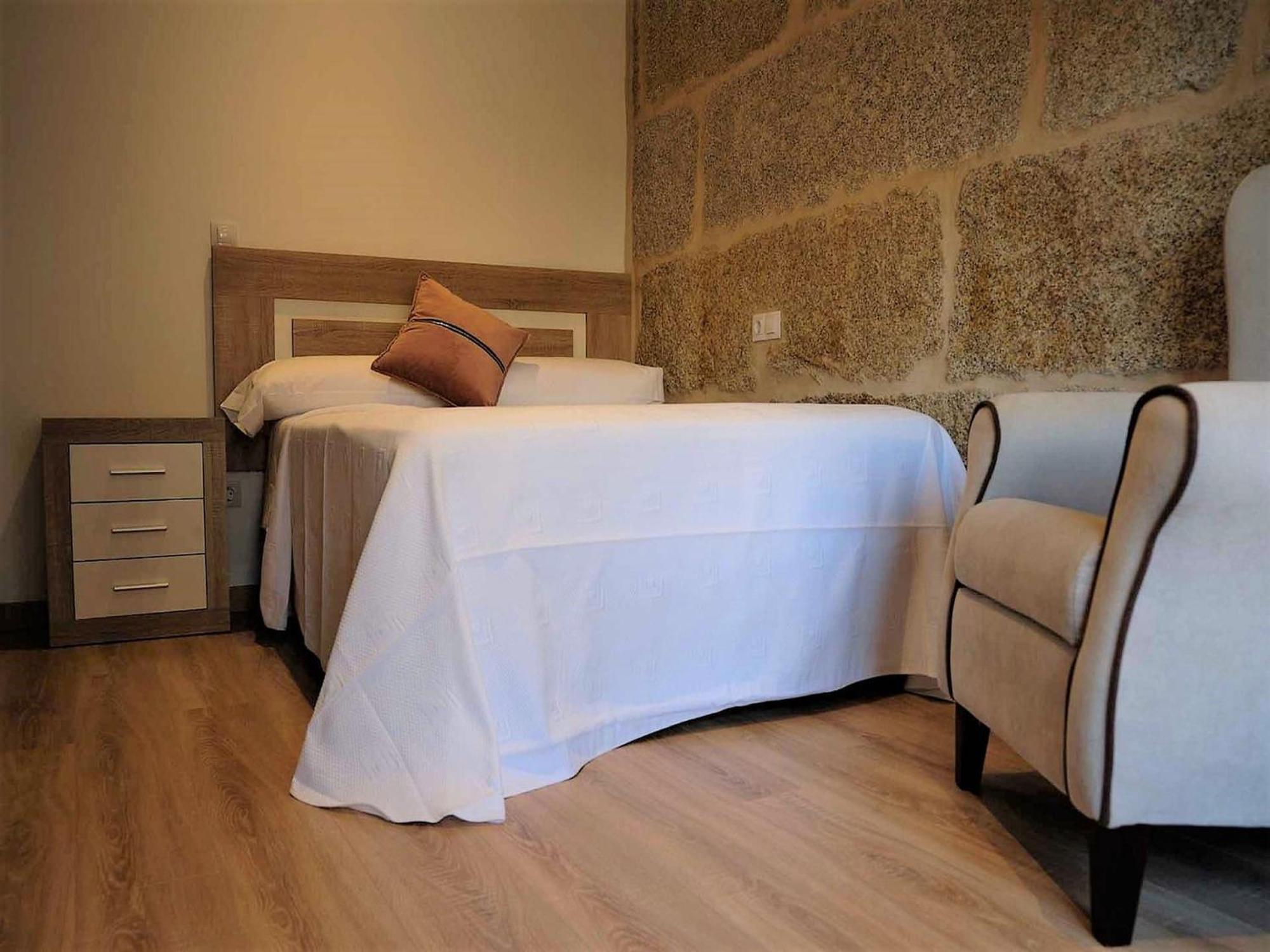 Charming Apartment In Ourense Overlooking The City Bagian luar foto